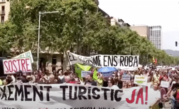 Protests over over tourism in Europe 2025